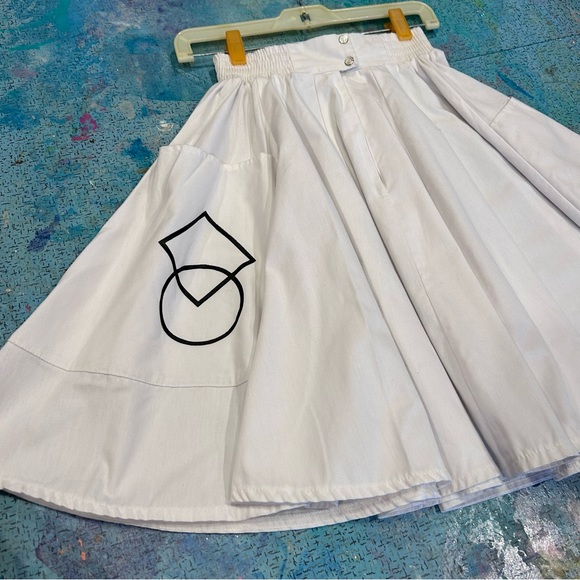 Vintage Cameo Twirling Skirt - Picture 2 of 11